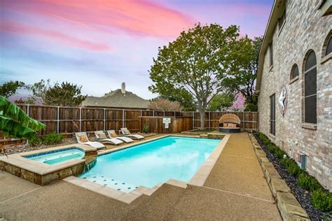 𝗧𝗛𝗘 𝟭𝟬 𝗕𝗘𝗦𝗧 Hotels in Rowlett, TX .